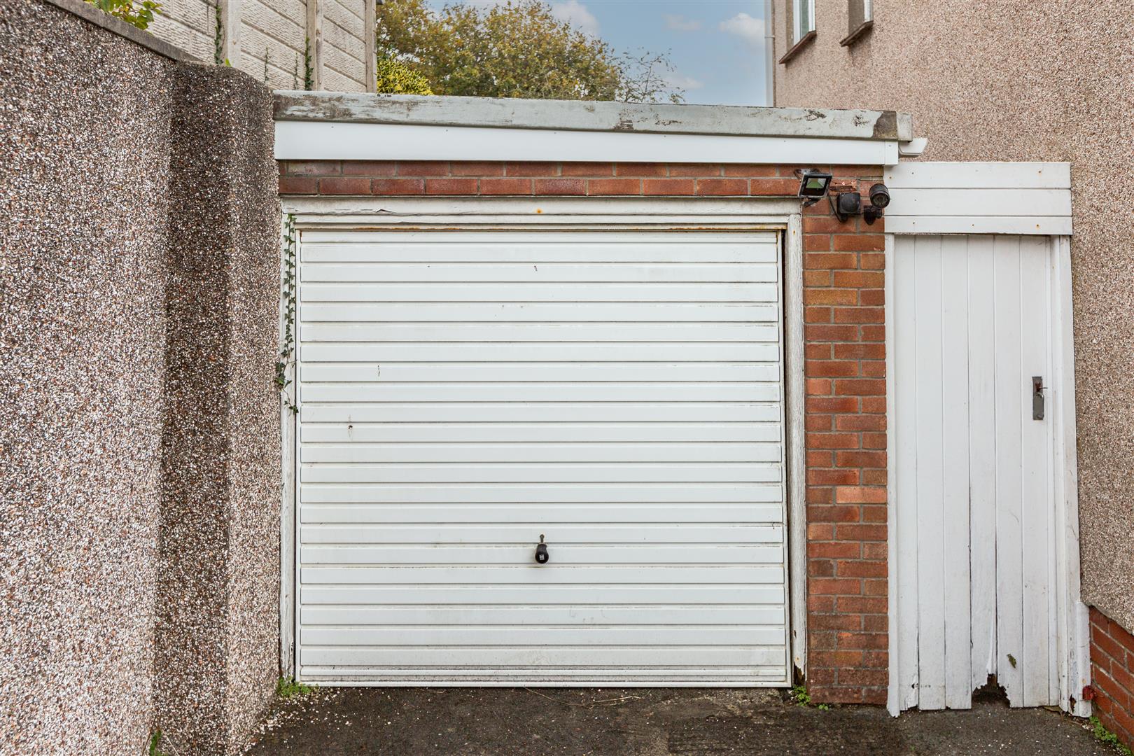 Priors Way, Dunvant, Swansea, SA2 7UJ